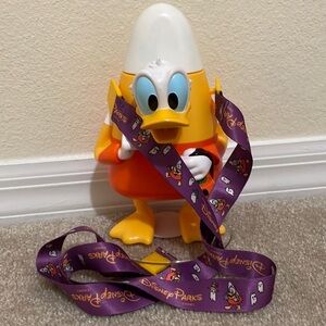Disney Donald Duck Halloween sipper brand new